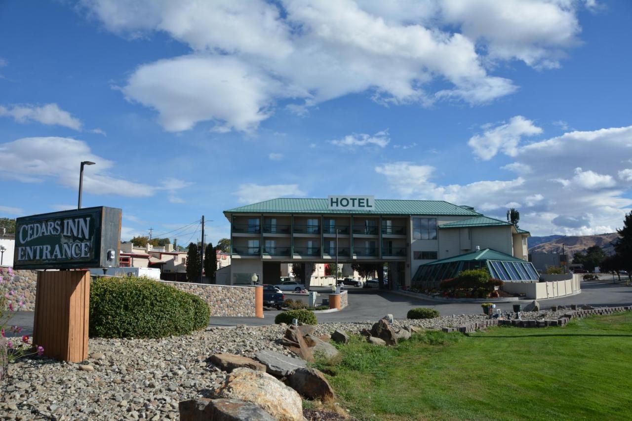 Cedars Inn Wenatchee Exterior foto