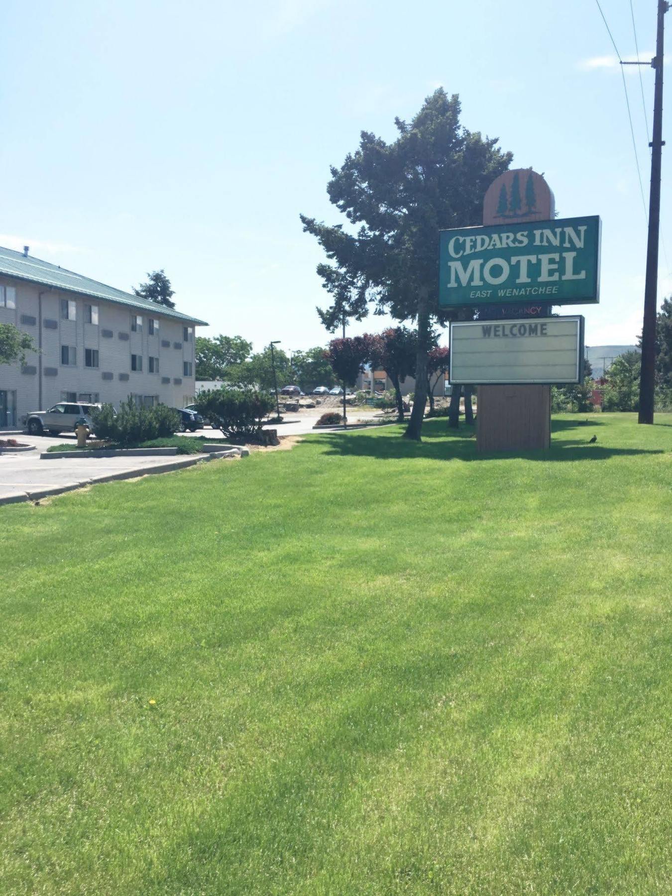 Cedars Inn Wenatchee Exterior foto